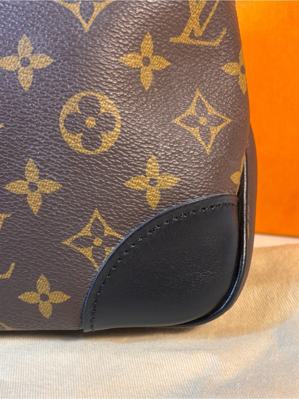 Louis Vuitton Boulogne Pm - Picture 4 of 16